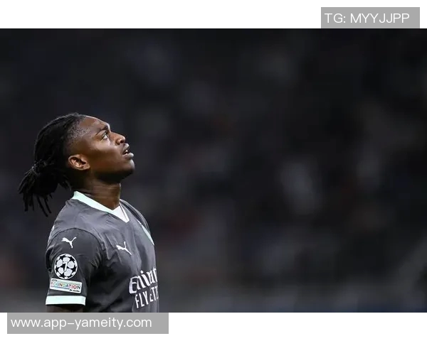 莱奥意甲200场纪念海报发布55球47助攻成就辉煌表现