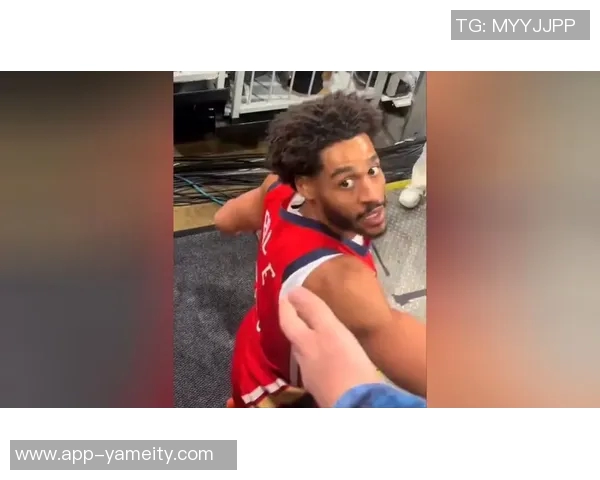 追梦回应球迷争执称对方辱骂我女人即将迎来第五个孩子的喜悦