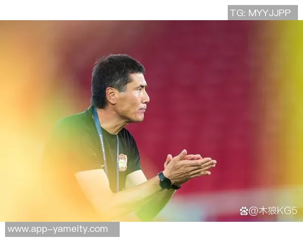 邵佳一寄语中国足球希望每位球迷都是教练目标直指世界杯之路