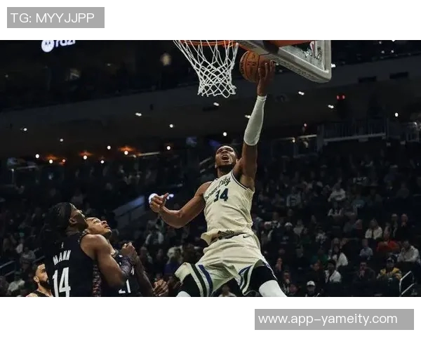 字母哥被迫上场拼搏三节贡献21分球队却惨遭37分落后困境